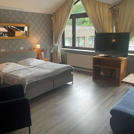 Burg Wegberg Hotel&Eventlocation-2